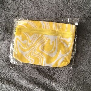 Beekman 1802 Yellow and White Swirl Pouch
